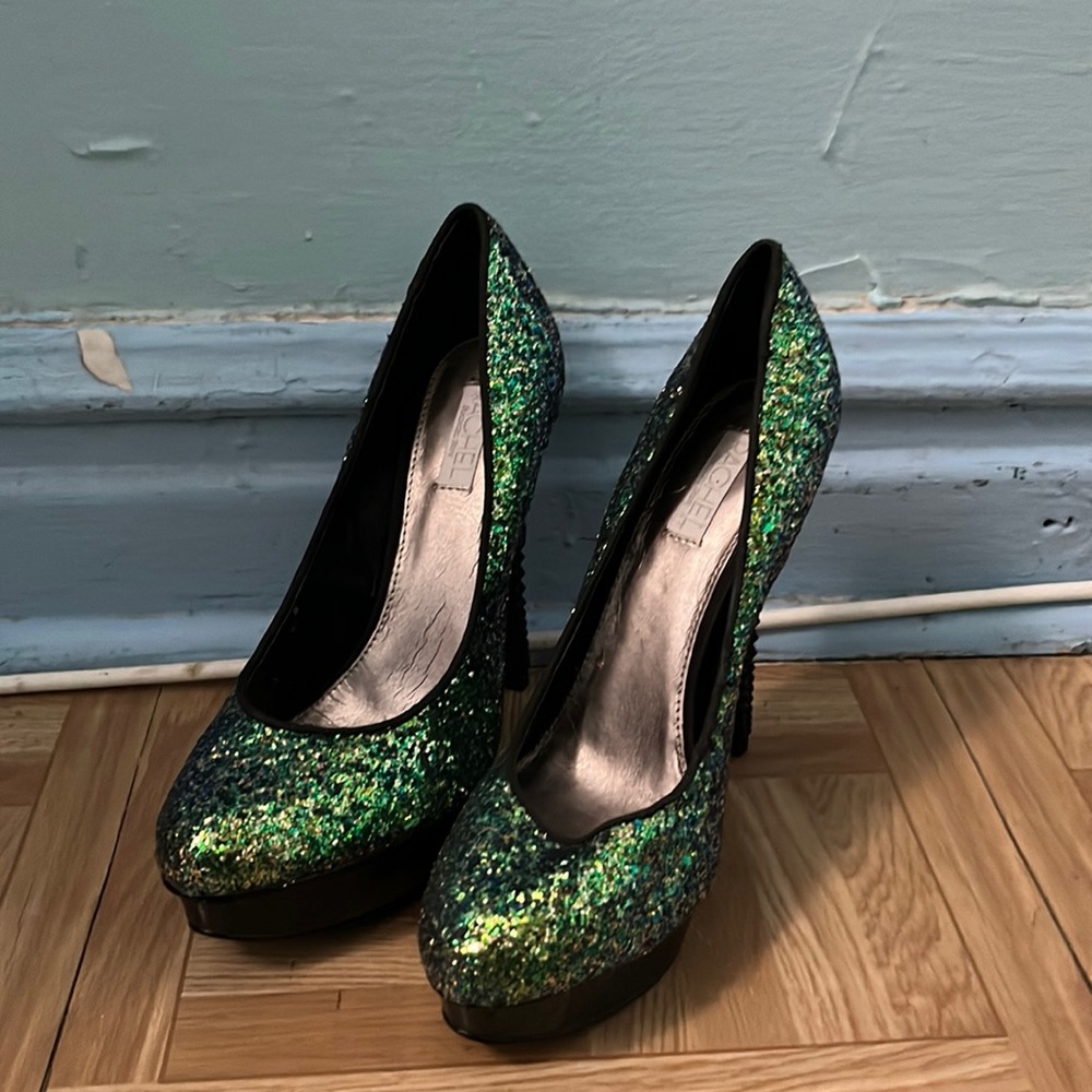 RACHEL ROY PLATFORM GLITTER SHOWS- fancy heel